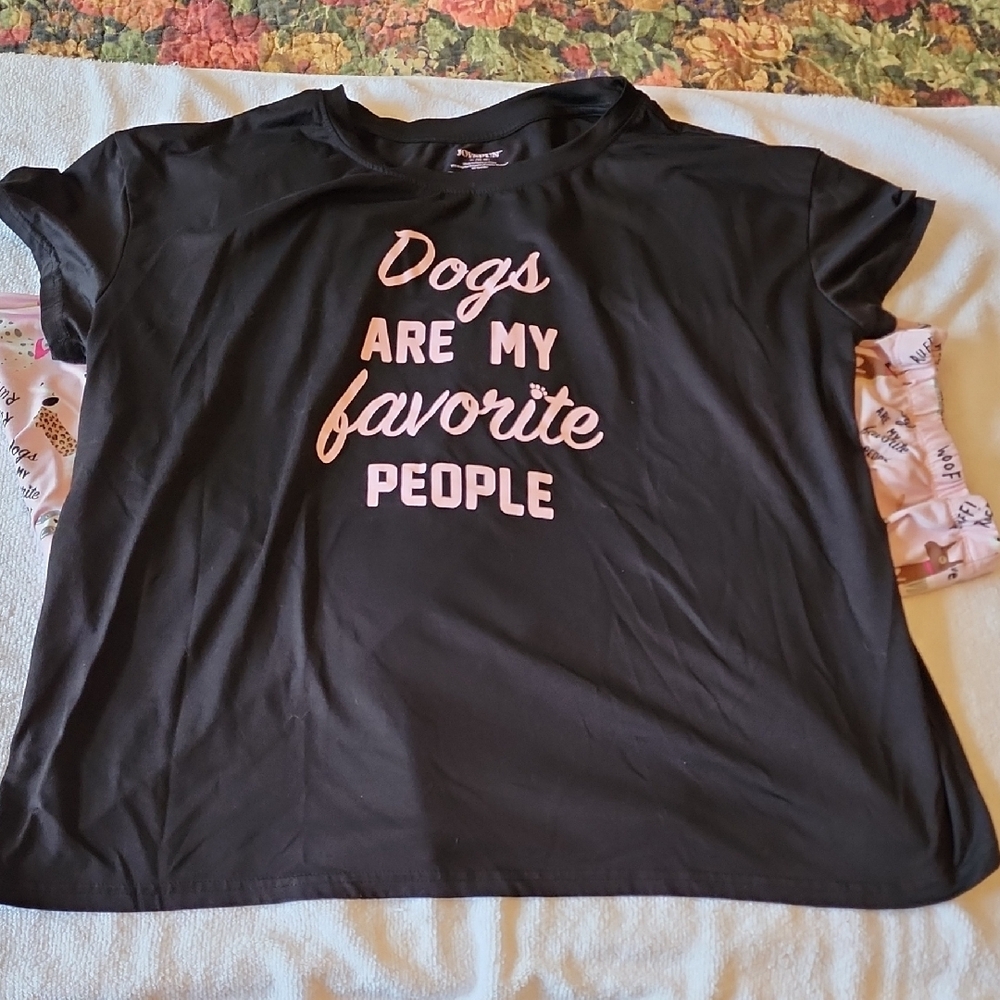 Charming Pink and Black Dog Print Pajama Set - Picture 4 of 14